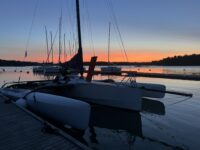 Kalevi Jahtklubi trimaraan Cremefræes püstitas rajarekordi ja tõi koju Espoo–Naissaari regati Line Honour’i